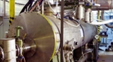 cryostat for deflector RFI