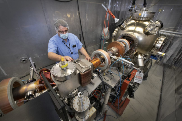 Prototype bunched-beam polarised electron source